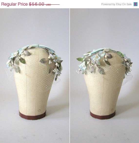 SALE Vintage 1960s Floral Wedding Headpiece // 60s Bluebells Flower Crown with Original Box // Going to the Chapel