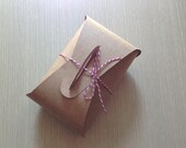10 Tote  Boxes (oval type) Kraft / White