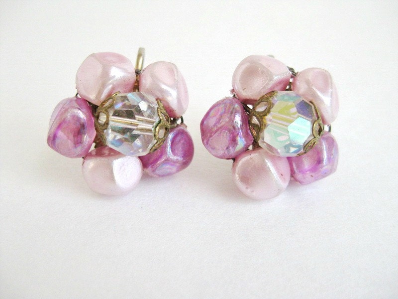 Clip On Earrings Pink Mauve Crystal Clusters 1960s Vintage