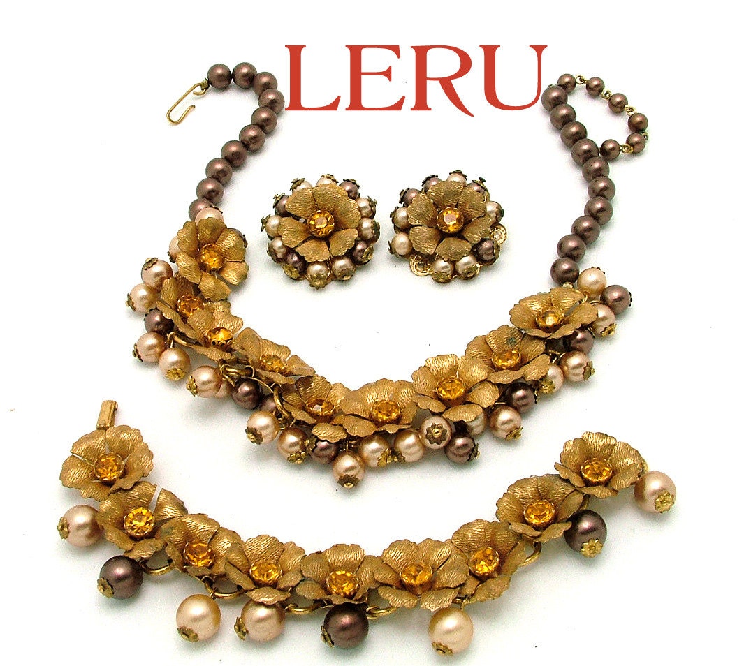 Vintage LERU Necklace Bracelet Earrings Full Parure In Ornate Florals & Faux Pearls