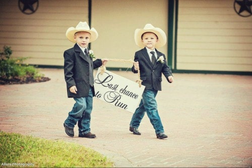 Double Sided Wedding Sign, Last Chance to Run
