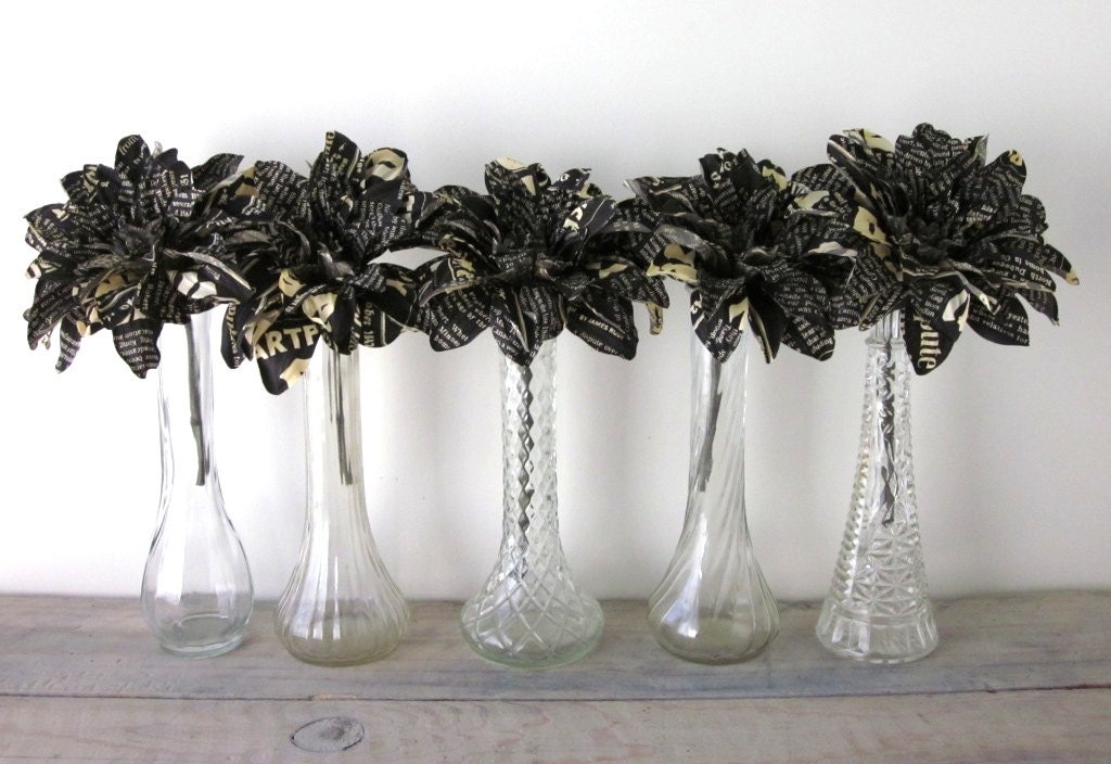 Set of Five Vintage Clear Glass Bud Vases - Instant Collection