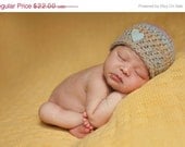 Sale Newborn photo prop hat, crochet baby hat, crochet hat with heart, newborn crochet hat, fall baby hat, newborn prop