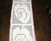 Rose Filet Crochet Table Runner Mother's Day