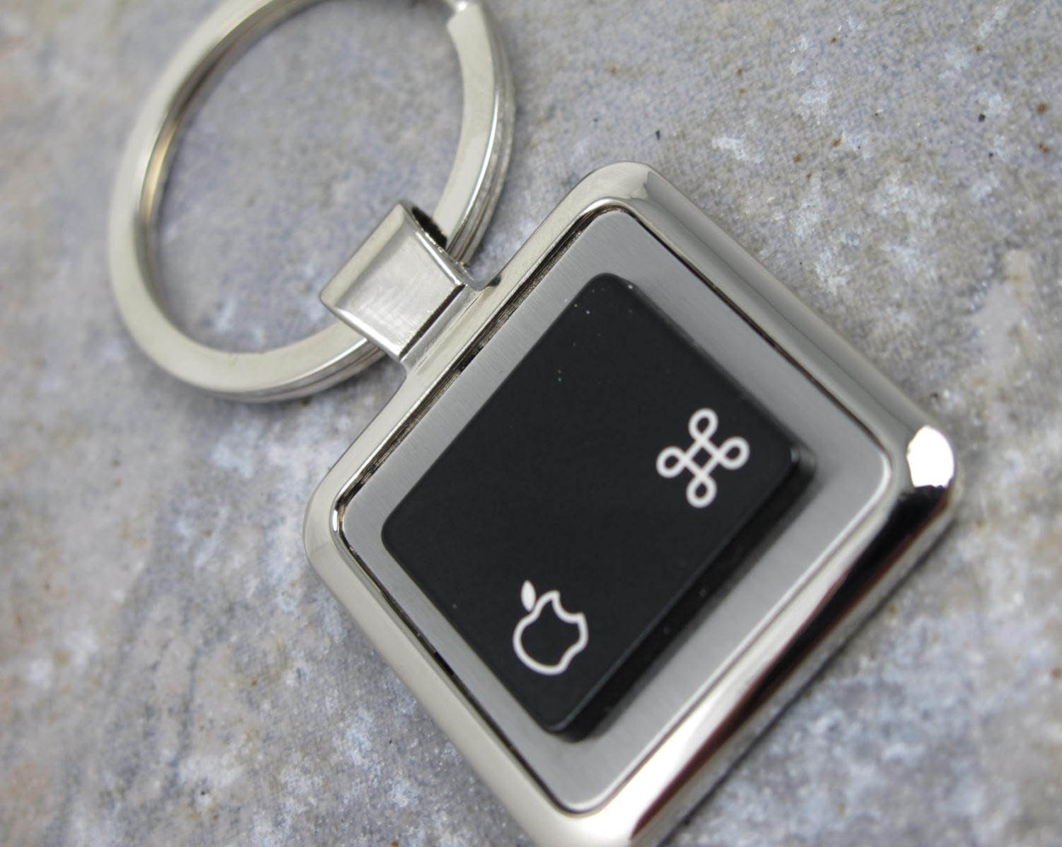Apple command Key-Ring in black, key chain, keys, recycled, birthday, anniversary, wedding, gift