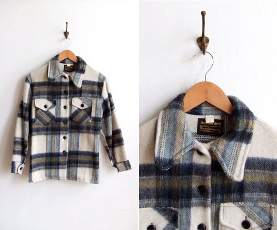 Vintage 1970s unisex plaid wool sweater coat