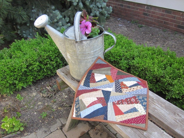 Wonky Log Cabin Quilted Table Mat