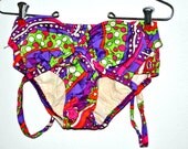 A M A Z I NG Bright RETRO 1960s Floral Bikini Swimsuit