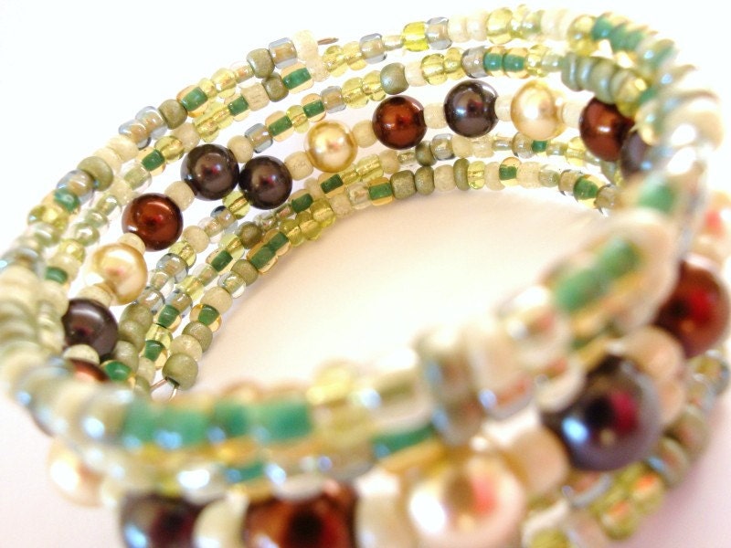 Cuff Bracelet, Wrap around, Dancing Queen.