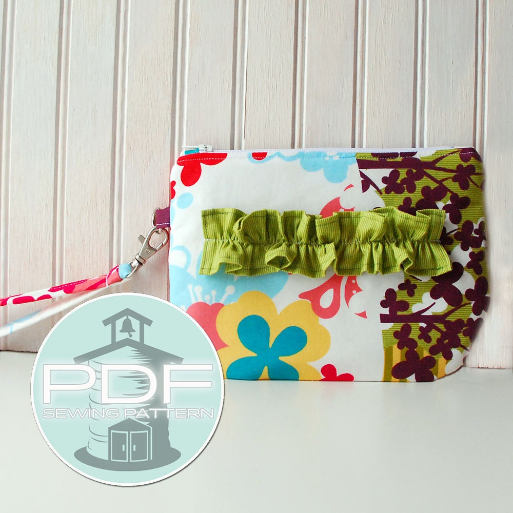 Ruffled Wristlet sewing pattern - wallet - clutch -  detachable strap - PDF INSTANT DOWNLOAD