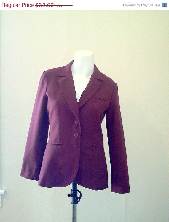 Sale... vintage 1970s burgundy jacket blazer coat