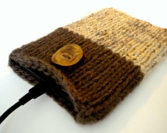 Kindle Cover Knit in Brown and Tan with flecks of Gold and Natural Wood Button From GRANDMABEEHIVE