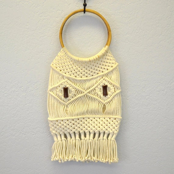 Vintage boho handbag / macrame natural rope purse / beaded 1970s