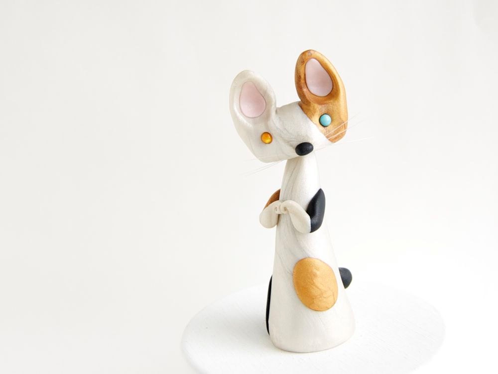 Cat Figurine - Japanese Bobtail by Bonjour Poupette