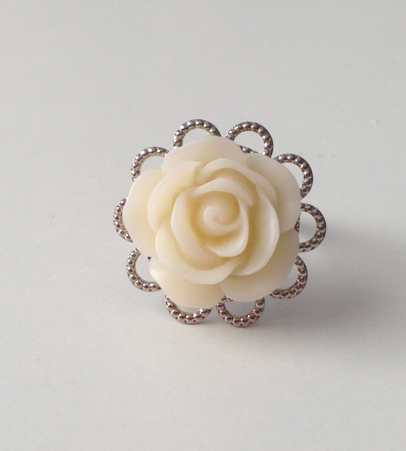 Cream Rose Flower Cabochon Ring - Adjustable, Silver Metal Scallop Setting