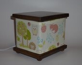 Neutral Cream Night Light with Fox Hedgehog Owl Squirrel