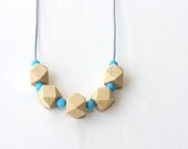 Wood geometric necklace - Natural wood color with blue beads - Minimalist faceted jewelry