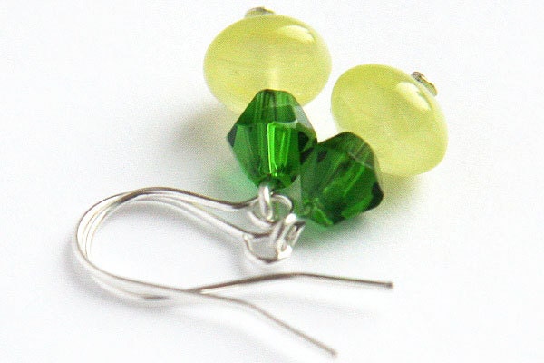 Fresh Spring Green Earrings. Apple Green Glass Beads. Sterling Silver. Simple Everyday Jewelry Ready for Ship. Handmade in Canada TAGT