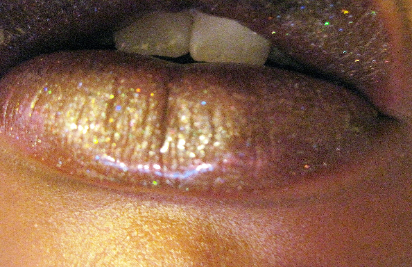 COCO DISCO Sparkle Brilliance Lip Shimmer Gloss