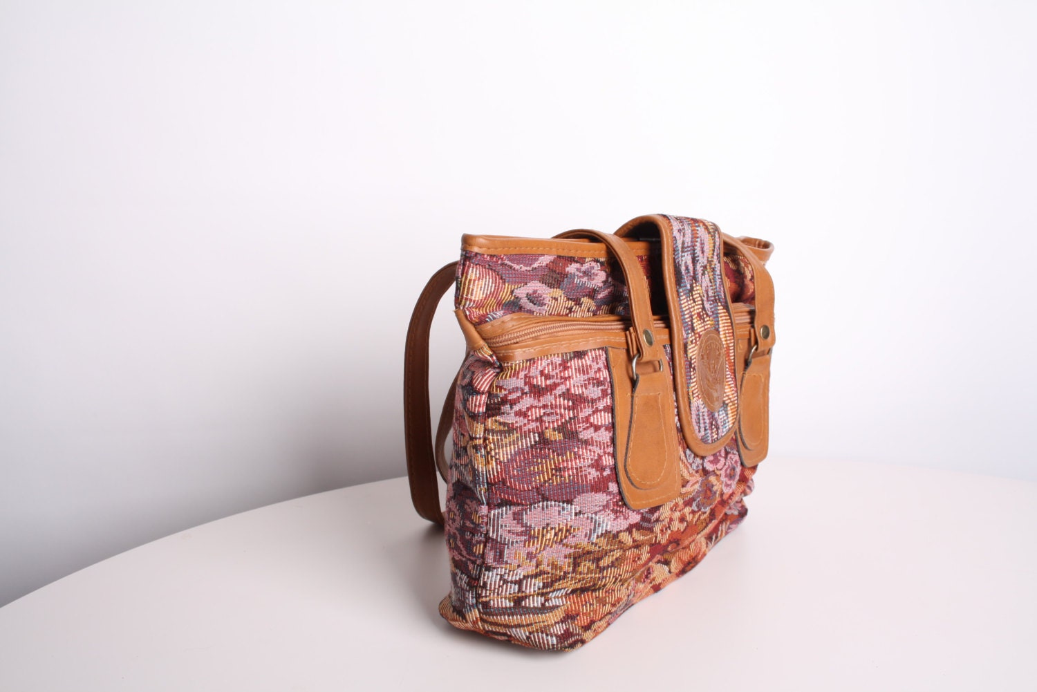 Pastel Floral Tapestry Bag / Tapestry Purse / Woven Purse / Woven Bag / Tapestry Rose / Leather Vintage Bags and Purses / 2077