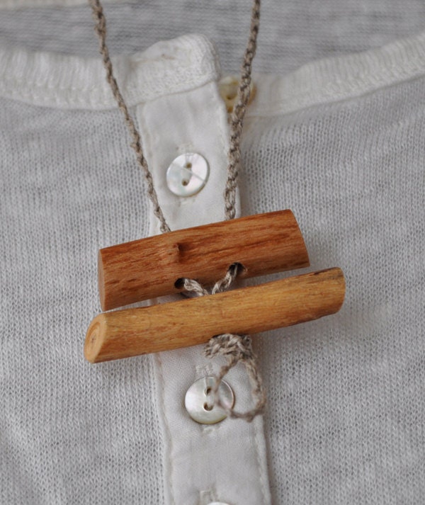 light natural minimalistic birch&pine wood necklace