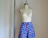 vintage 70s tap shorts - STRAWBERRY print 70s does 40s shorts / S