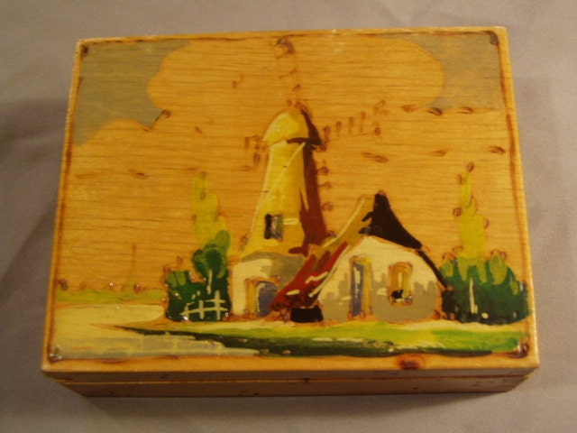 Vintage 1920s 1930s Wood Burned Hand Painted Dutch Scene Folk Art Trinket Box Made Holland 4432