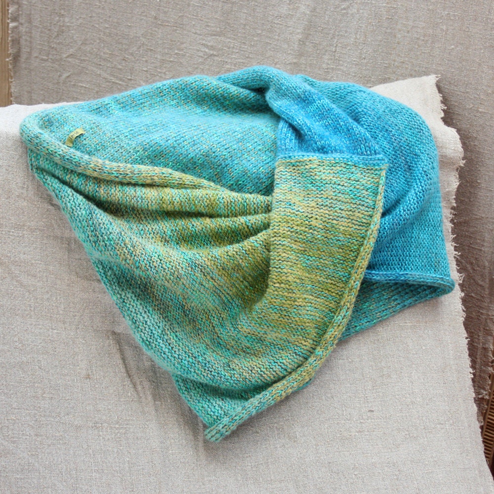 Reading Throw, chunky knit wrap to slip over your shoulders on the couch, terrace, hammock.