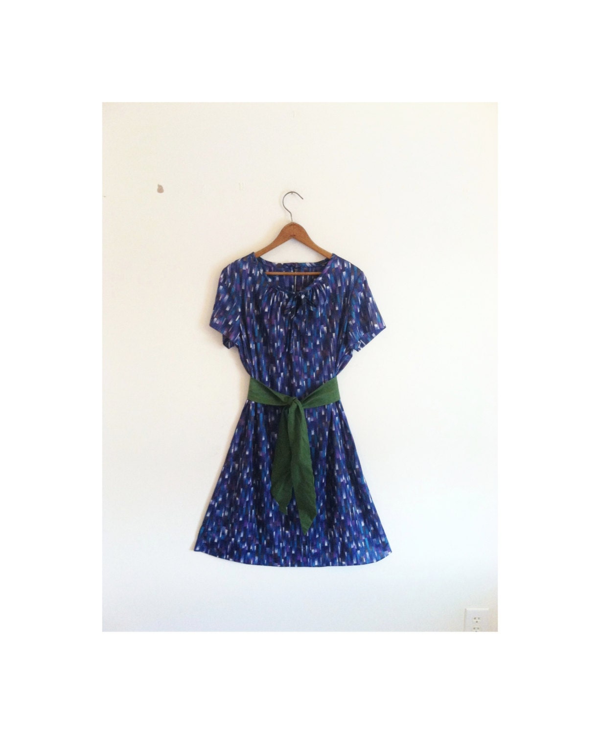 1950s-1960s GEOMETRIC mod nylon shift dress . . . larger sized