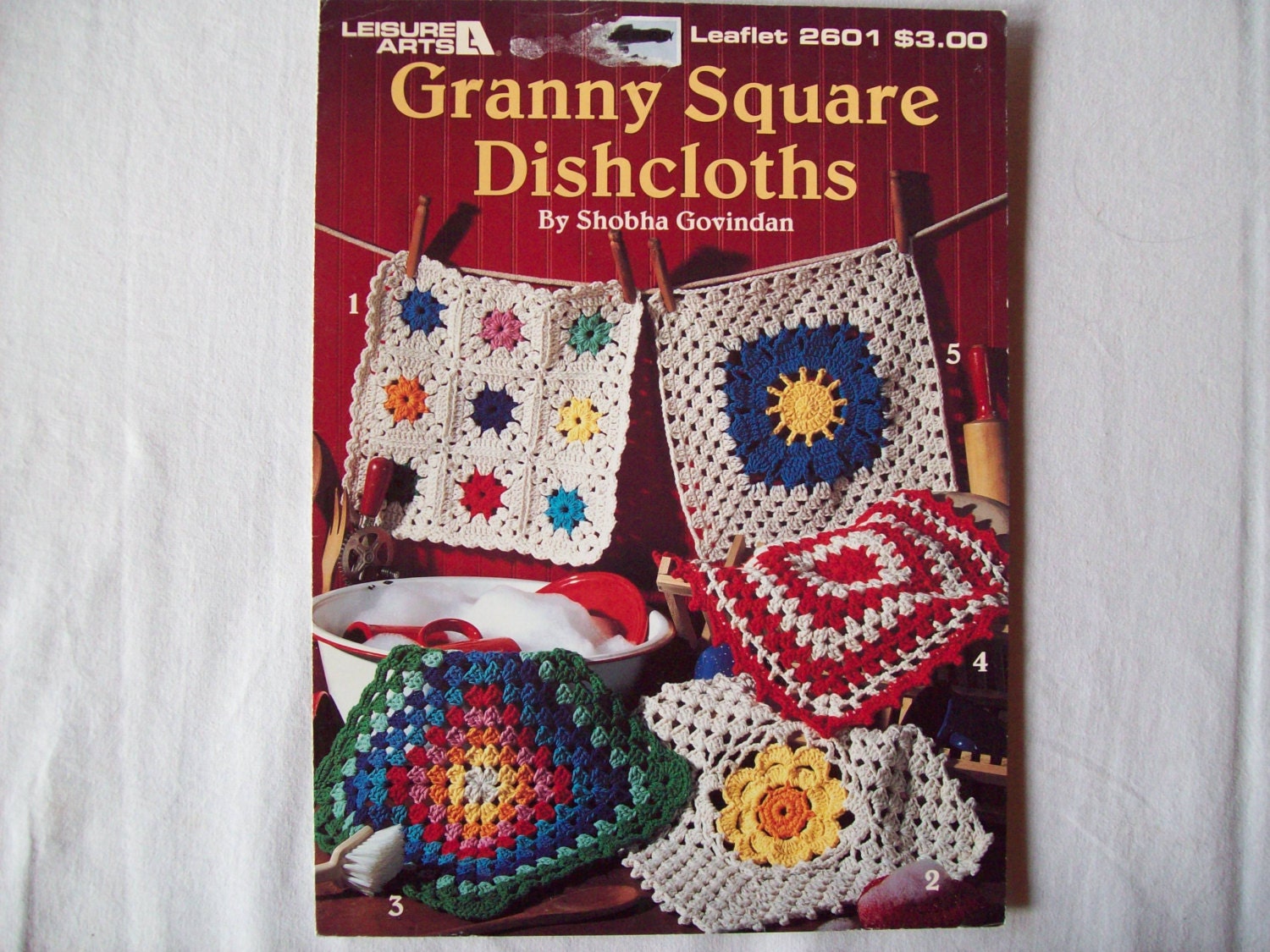 Crochet Dishcloth Pattern Book, Granny Square Dishcloths, Leisure arts 2601, dish cloth