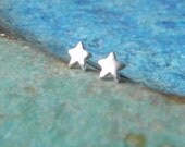 So tiny star stud earrings in sterling silver - nose studs