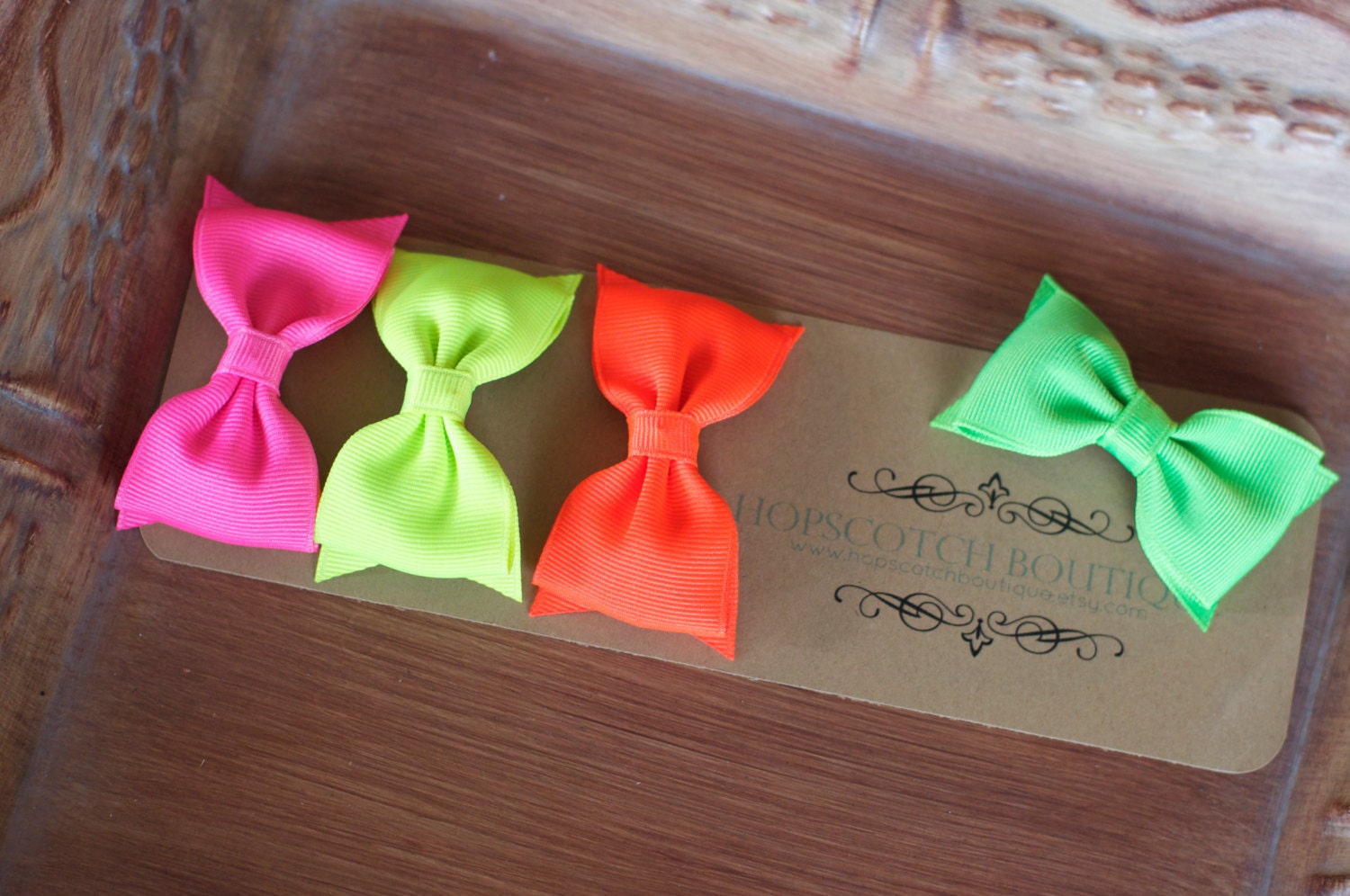 Patty clips Neon Set of 4 Neon Pink, Neon Lime, Neon Orange and Neon Green