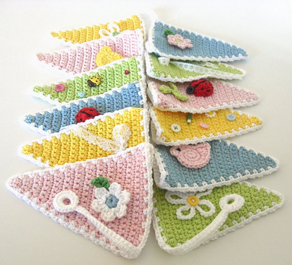 Crochet Garden Bunting Garland Spring Decor Flower Wall Hanging Bird Applique Crochet Nursery Decoration Kids
