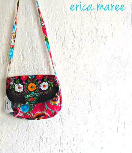 Maritza Mini Messenger Crossbody Bag in black and red