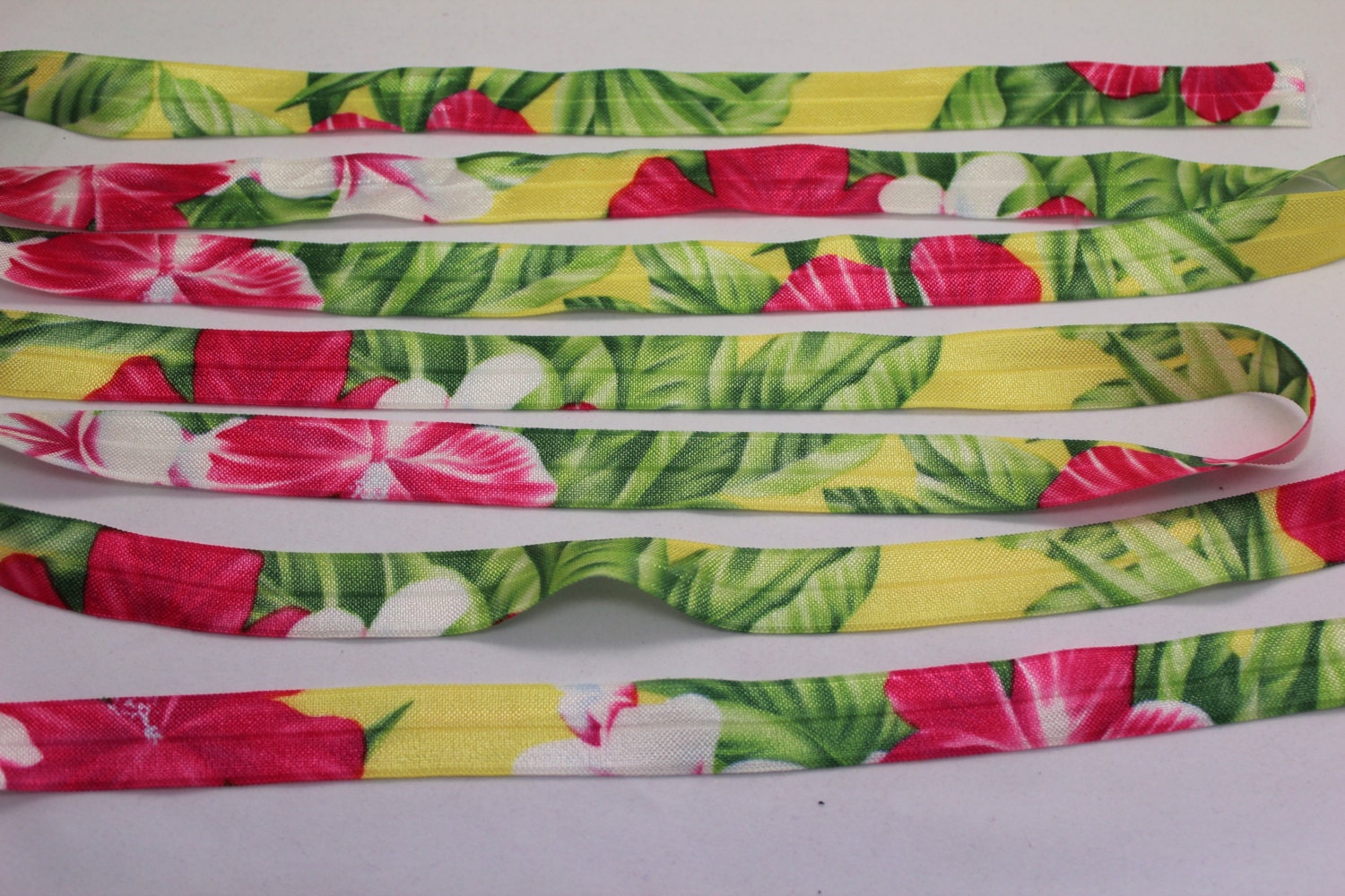 1 yards 3/4"  (A1) Paradise foldover elastic (50% stretch) PLEASE READ