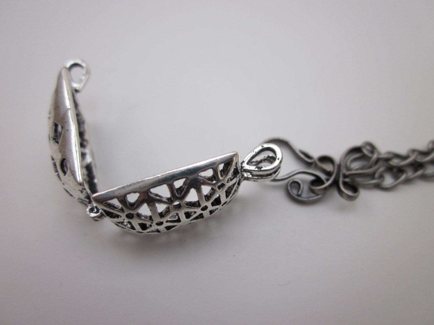 Aromatherapy Diffuser Necklace