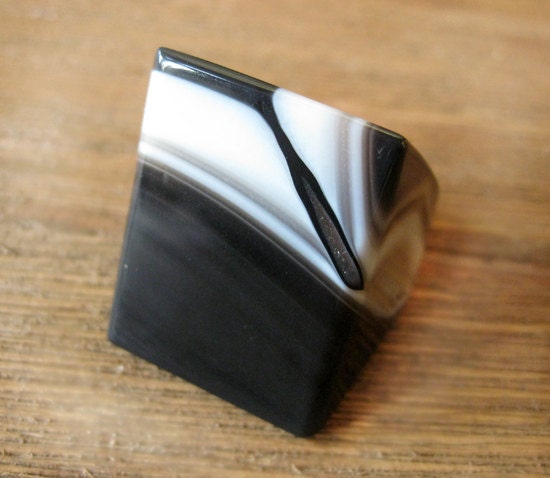 Black and White Agate Cocktail Ring with Geode Insert