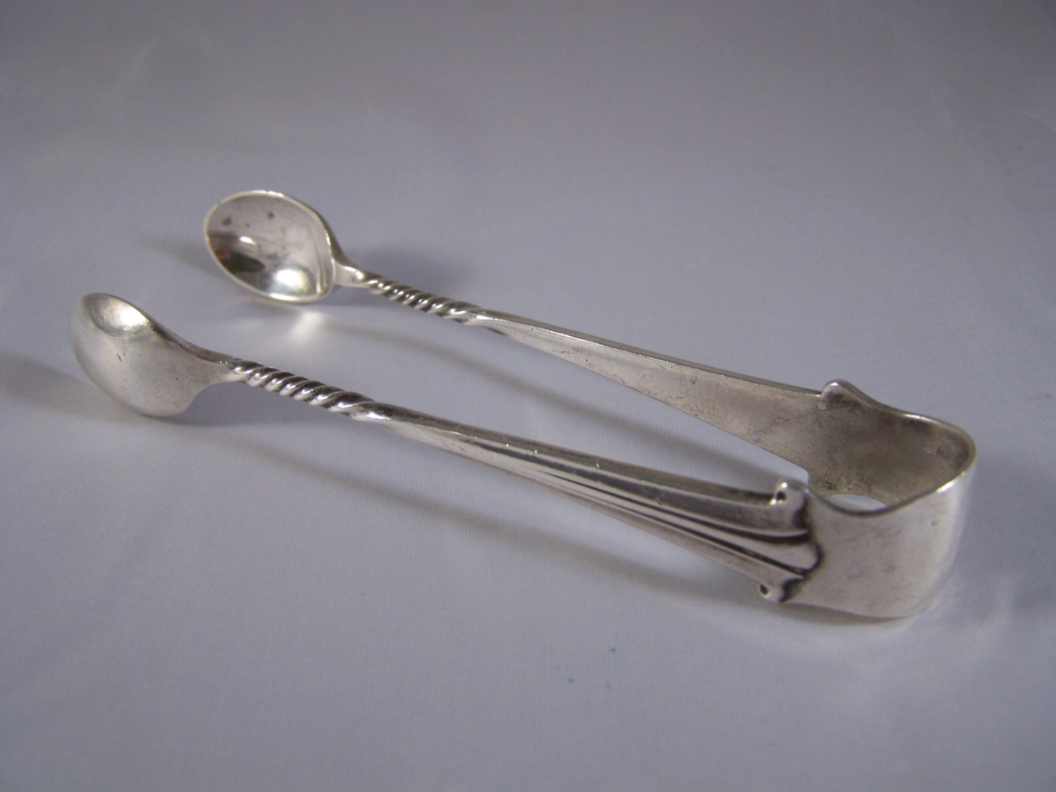 Antique Solid Sterling Silver Sugar Tongs / Nips Art Nouveau Robert Pringle 1897 Victorian