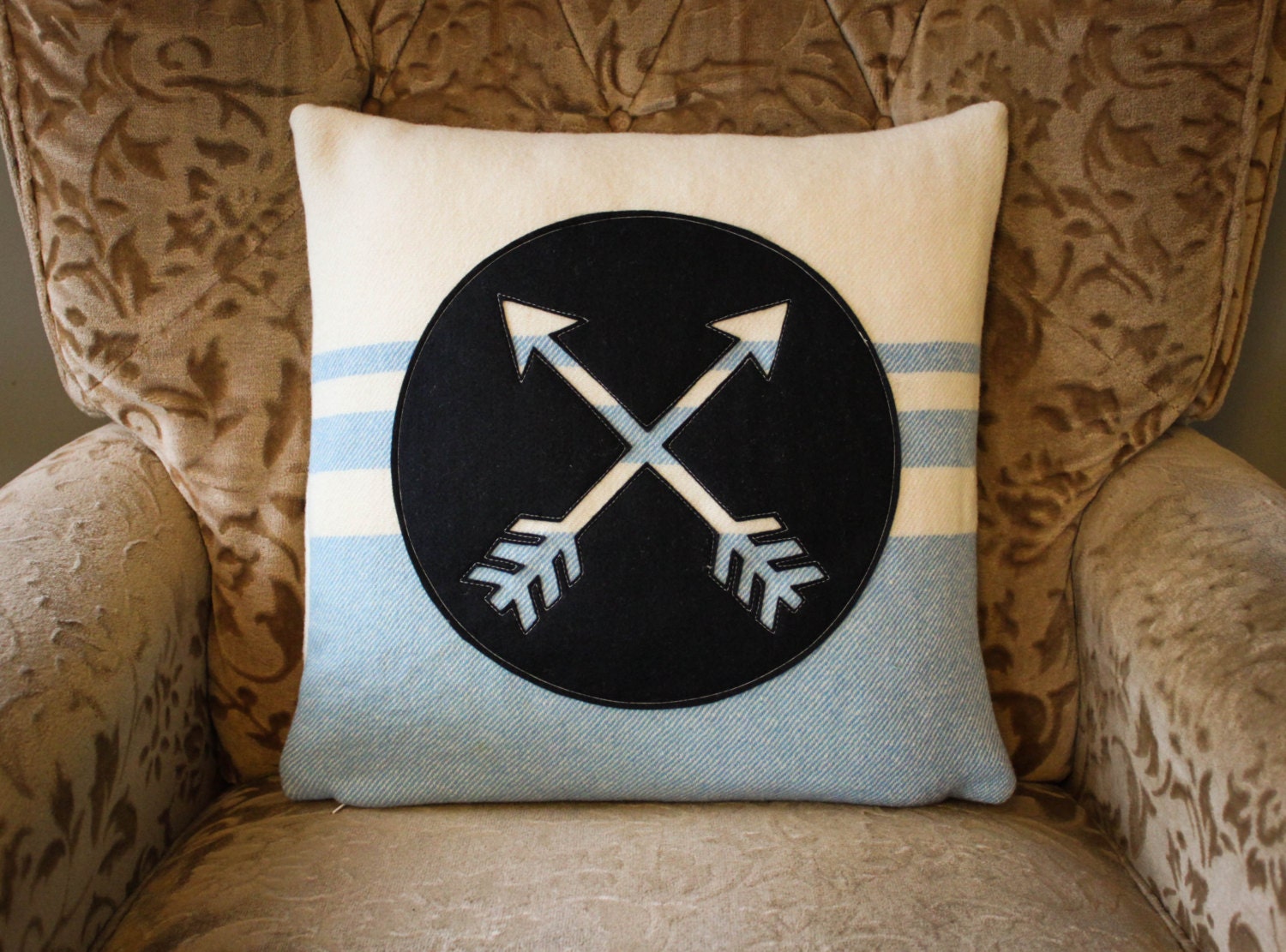 NZFINCH Blue and White stripe Nautical arrows cushion cover,  zip close