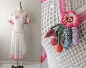 Vintage Crochet Dress // 70s 30s Crochet Fruit Novelty Peekaboo Swing Dress XS