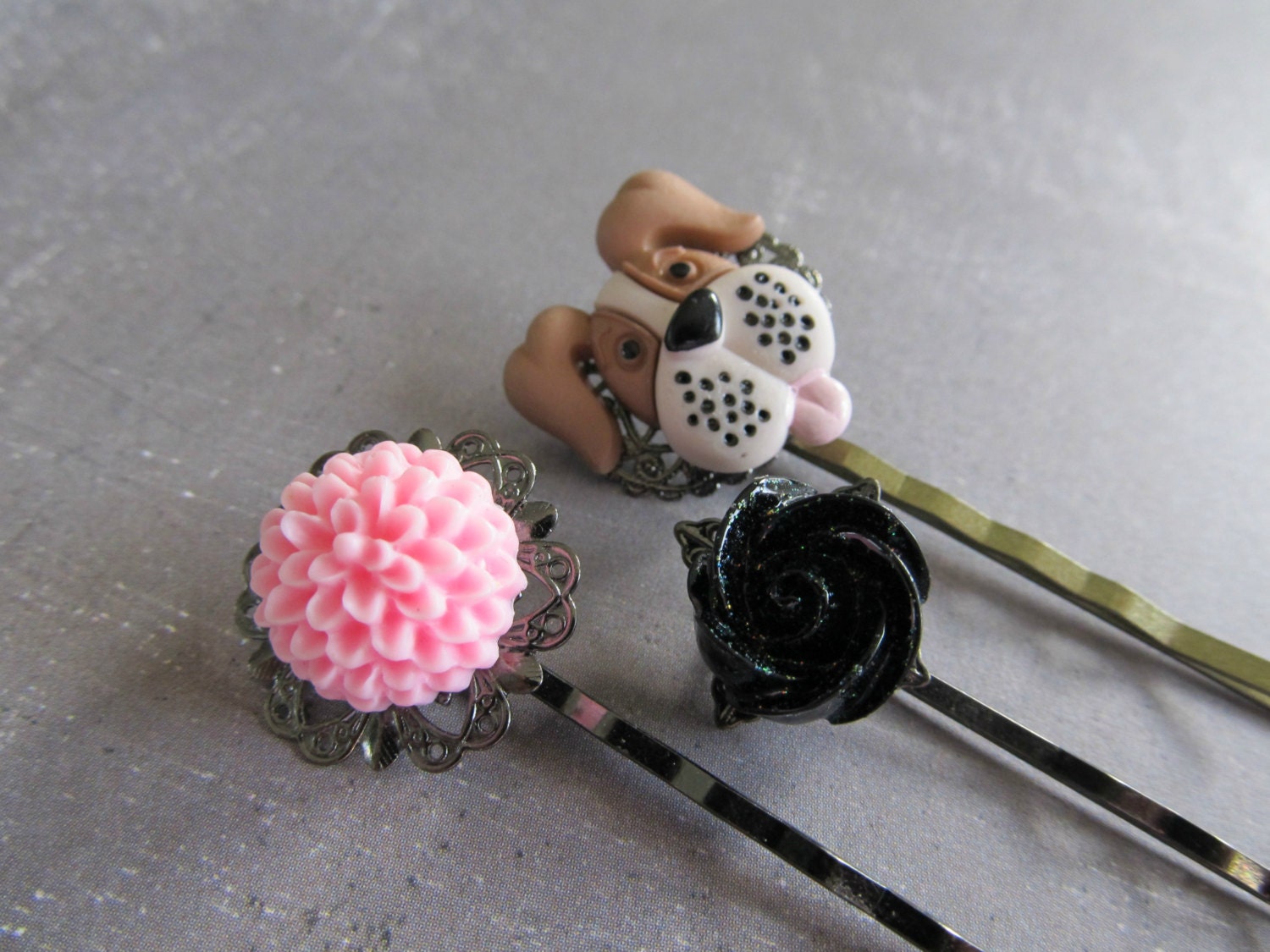 Handmade flower and button bobby pins, vintage style filigree hair pins, dog lover, baby pink, black and tan