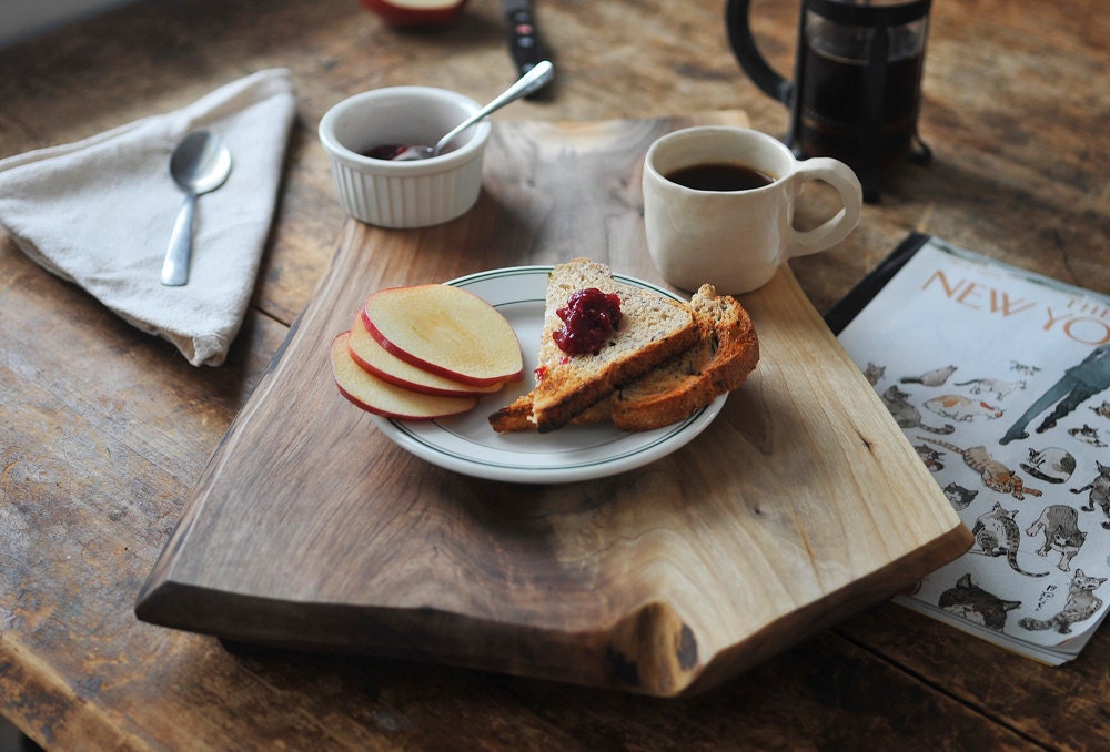 New York Breakfast - Rustic Serving Tray Cutting Board Walnut Footed Platte Gift for Dad
