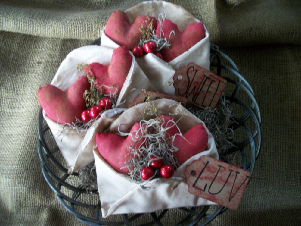 3 Primitive Red Love Letter Bowl Fillers