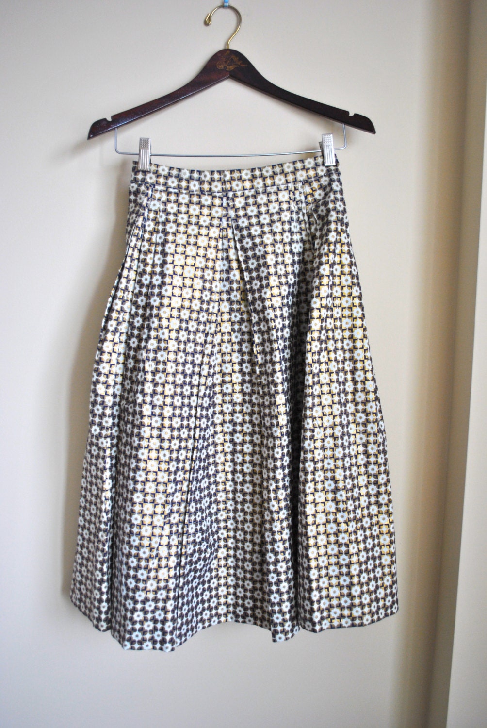 Vintage 1950s Full Skirt - Novelty Print Cotton CIrcle Skirt  - Small Geometric Print Skirt