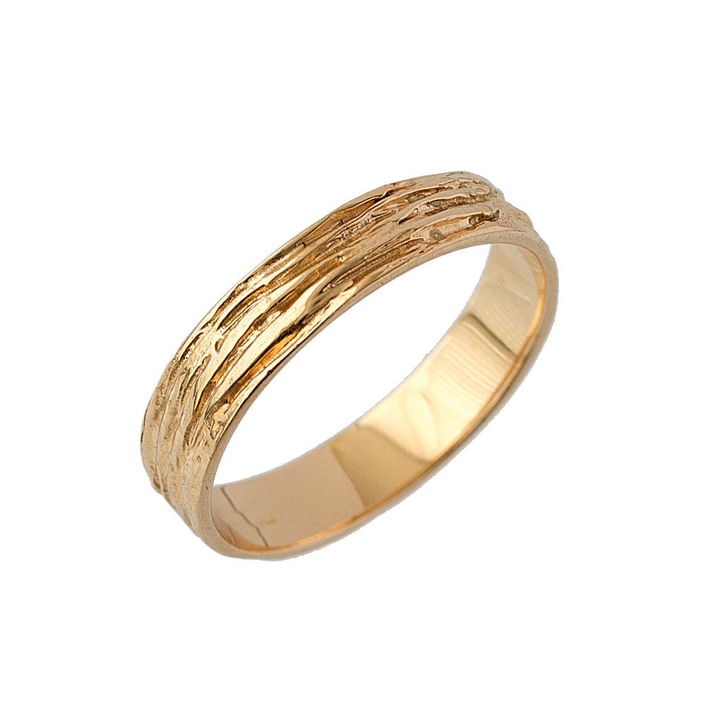 Mens Wood Grain Wedding Band in 14k Rose Gold