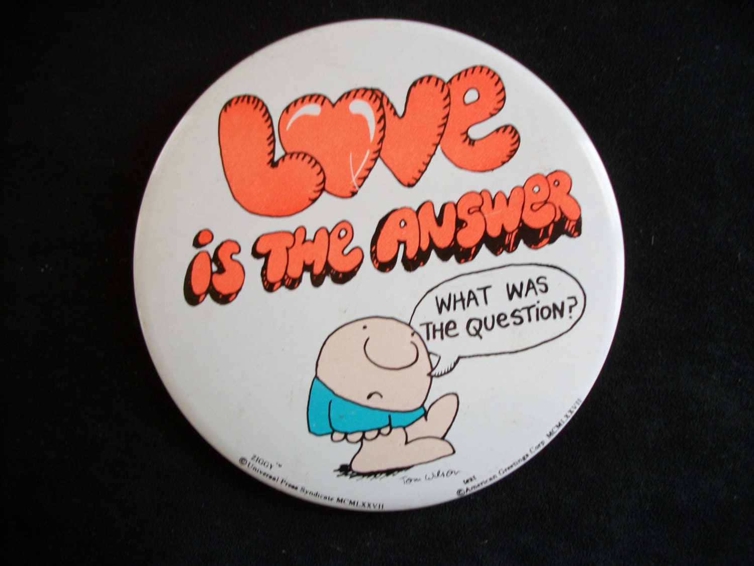 Vintage Ziggy Love Button Pin 1977