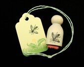 tiny bee  rubber stamp