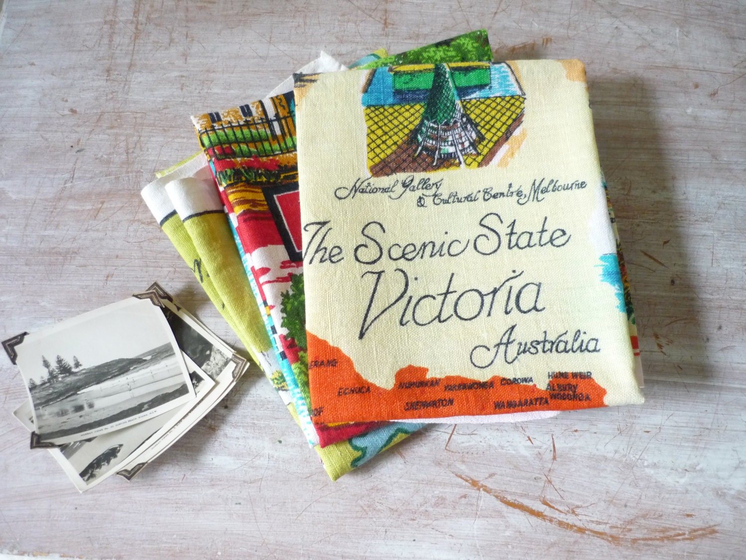 VIntage Australian Tea Towel - Canberra/Hobart or Victoria