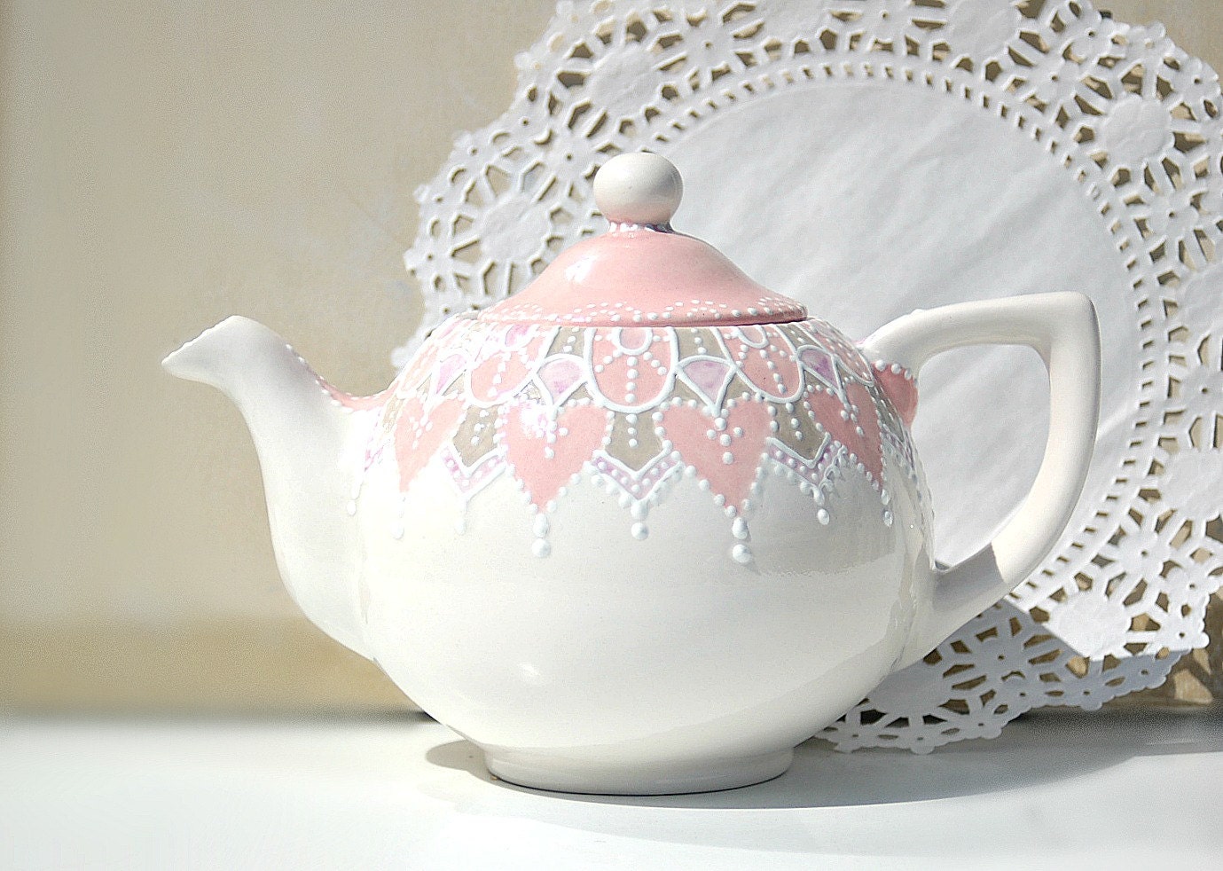 Pink and grey teapot detailed with white accent - Dprintsclayful