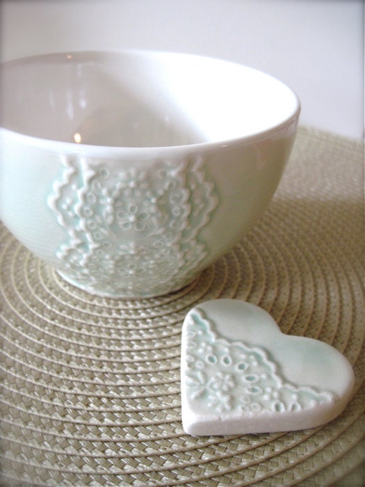 Pale Green Porcelain Lace Bowl with Heart Lace Cutlery Rest Set -Hideminy Lace Series